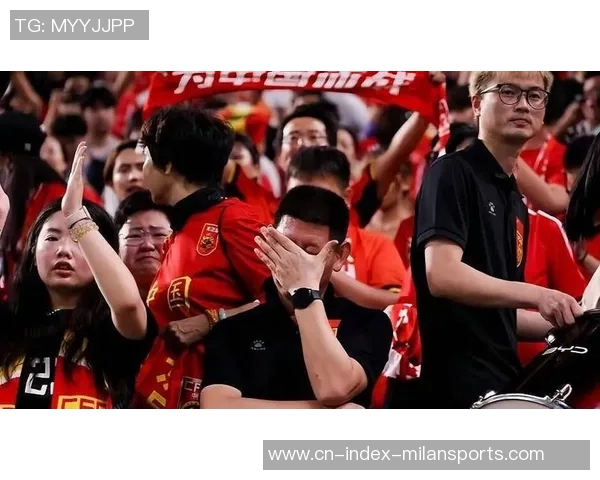 早报：U22国足遭遇越南零封惨败四场直接对决未尝胜绩