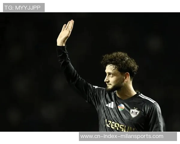 袁甲评艾堃蓉城第一球争议与费莱尼事件惊人相似引发热议