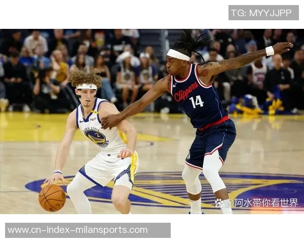 乌布雷半场表现惨淡5投全失仅获6篮板球队陷入困境